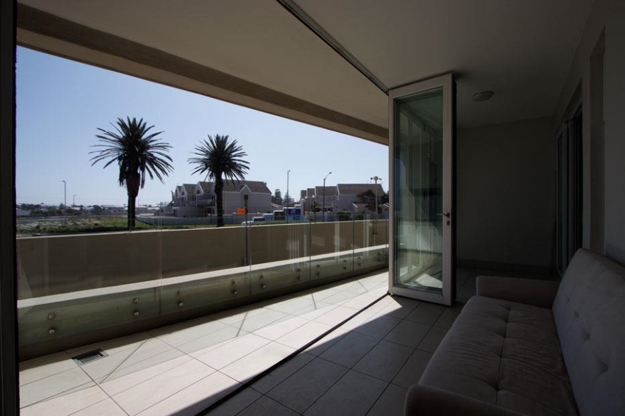 2 Bedroom Property for Sale in Lagoon Beach Western Cape